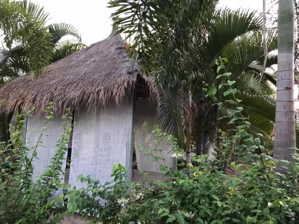 Tinna Resort Ban Nong Mai Ngam Exterior foto